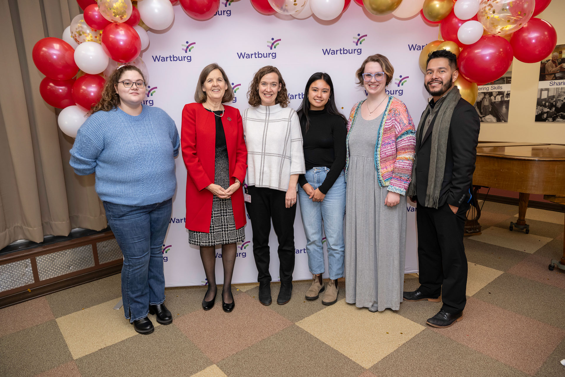 Wartburg Honors 500 Plus Volunteers for Service